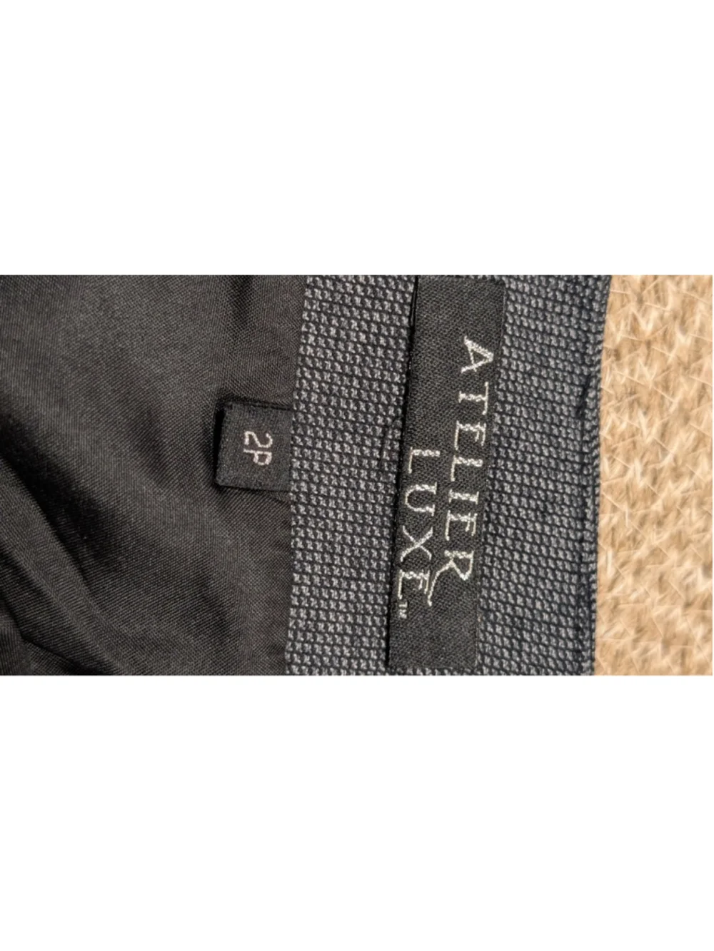 Atelier Luxe Petite Textured Pencil Skirt | Gray & Black | Size 2P | NWT